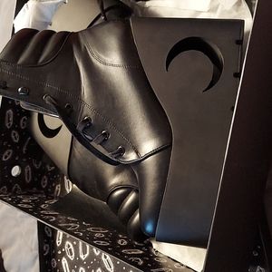 KILLSTAR Diana Wedge Boots size US women's 11